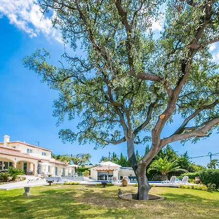 Holiday home Casa Juana Is A Modern, Luxury, Exclusive, 6 Bedroom Villa.